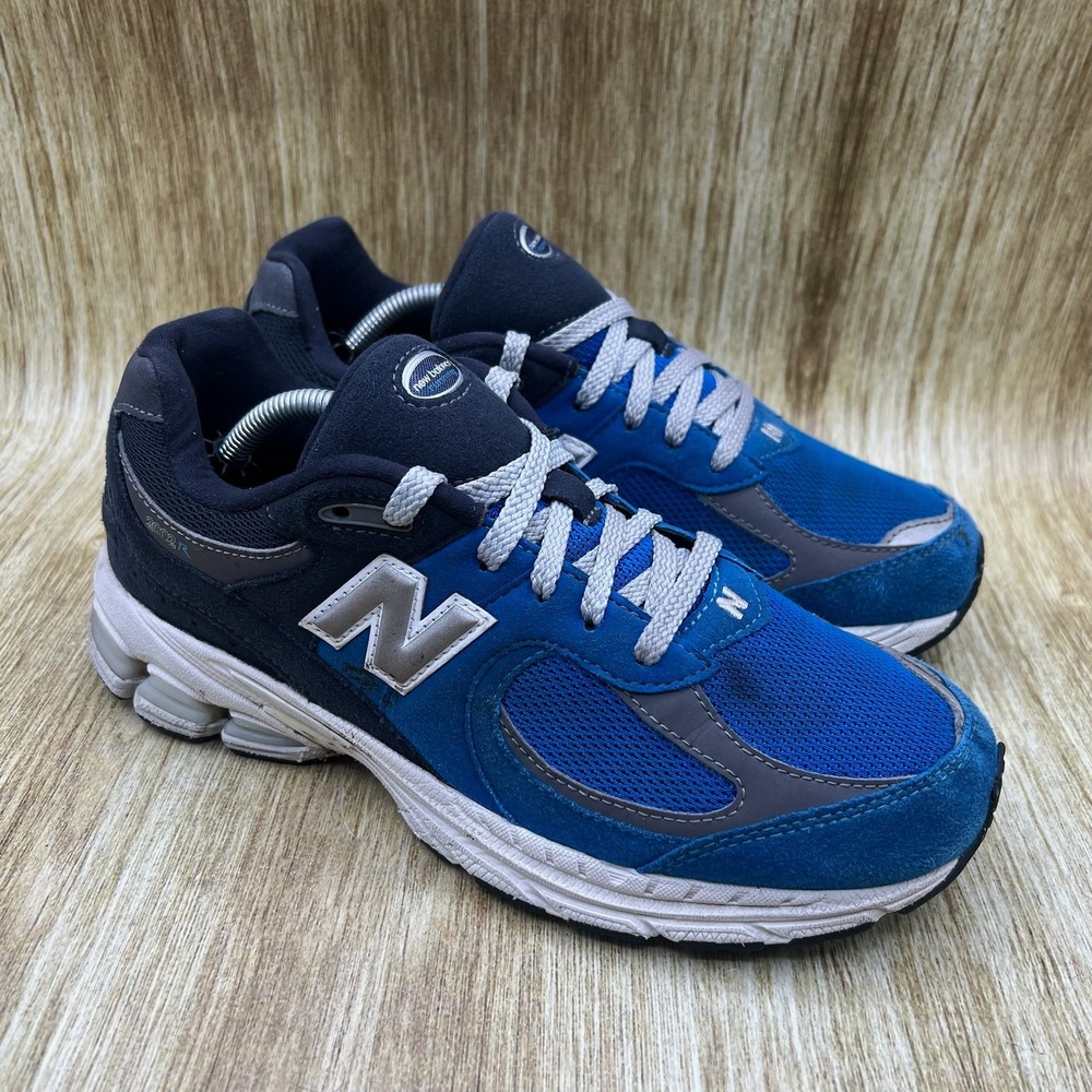 New Balance 2002R Women's Size 8.5 Blue Suede‎ Mesh Running Sneakers GC2002PB